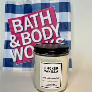 Bath & Body Works “Smoked Vanilla” Single-Wick Candle.